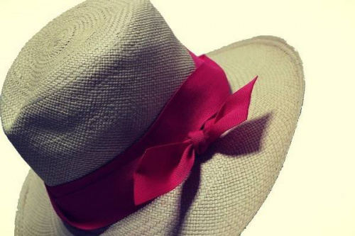 パナマハットのカゴバッグ