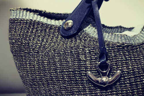 カゴバッグの町田 成瀬