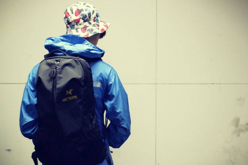 アウトドアの洋服