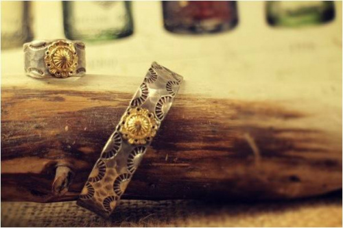 小物のインディアンジュエリー