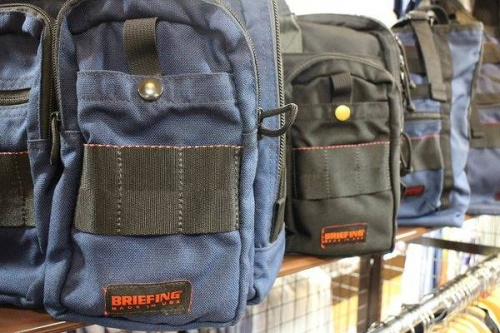 BRIEFINGのブリーフィング