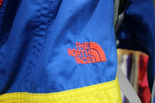 ノースフェイスのTHE NORTH FACE