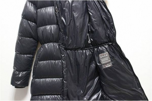 ダウンコートの町田 成瀬