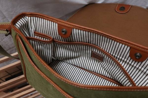 店舗からのお知らせの土屋鞄　ﾊﾞｯｸﾞ