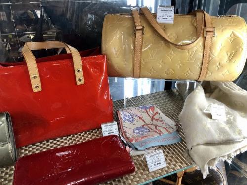 LOUIS VUITTON 　のルイ ヴィトン　