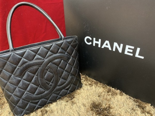 ラグジュアリーブランドのCHANEL