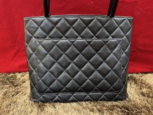 シャネルの復刻トート