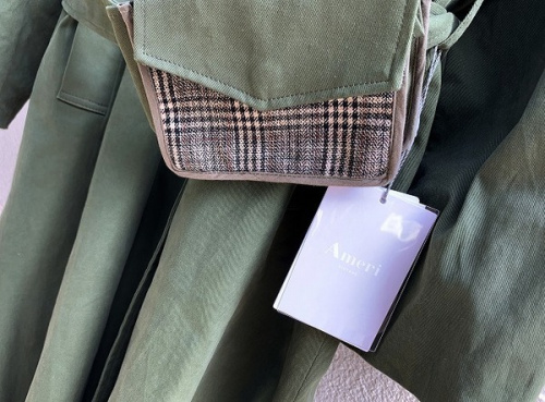 コラボ・別注アイテムのAmeri VINTAGE