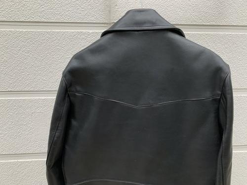 ルイスレザースのライダース