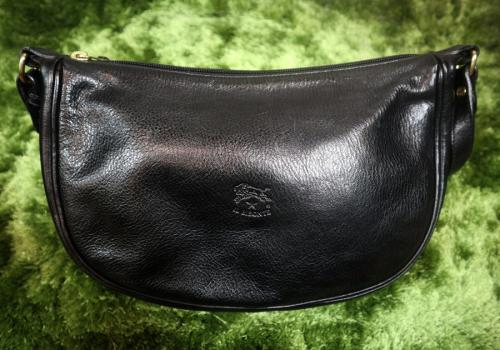 IL BISONTE／marimekkoのイルビゾンテ／マリメッコ