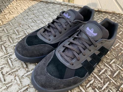 adidas × MARK GONZALESのアディダス × マークゴンザレス