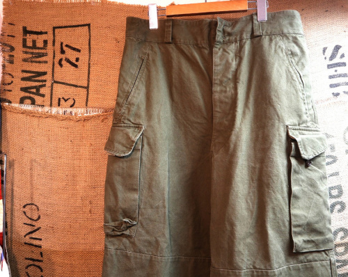 ヴィンテージアイテムのFrench Army