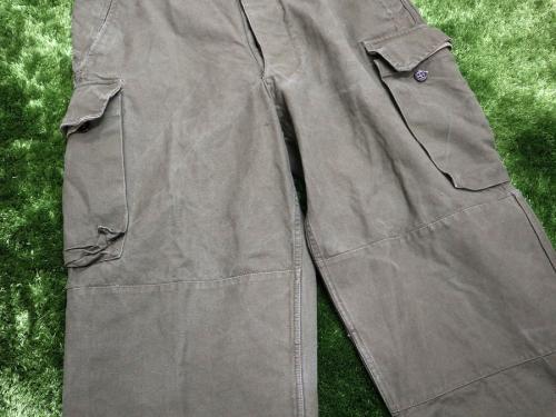 フレンチアーミーのM47フィールドパンツ
