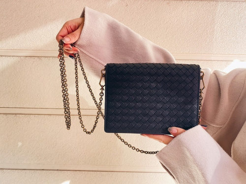 ラグジュアリーブランドのBOTTEGA VENETA