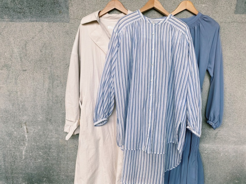 フェミニンブランドのSLOBE IENA