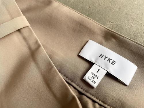 ハイクのプリーツスカート