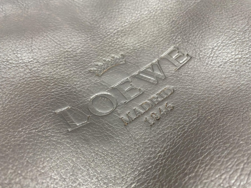 ラグジュアリーブランドのLOEWE