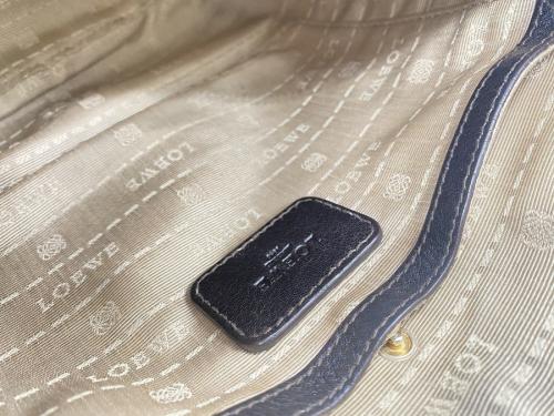 ヘリテージロゴレザーショルダーバッグ　ショルダーバッグ　の買取強化中！