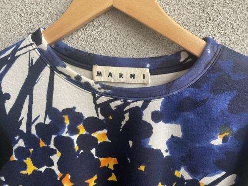 マルニの総柄ボンディングスウェット　