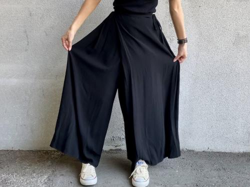ヨウジヤマモト プリュス ノアールのパンツ