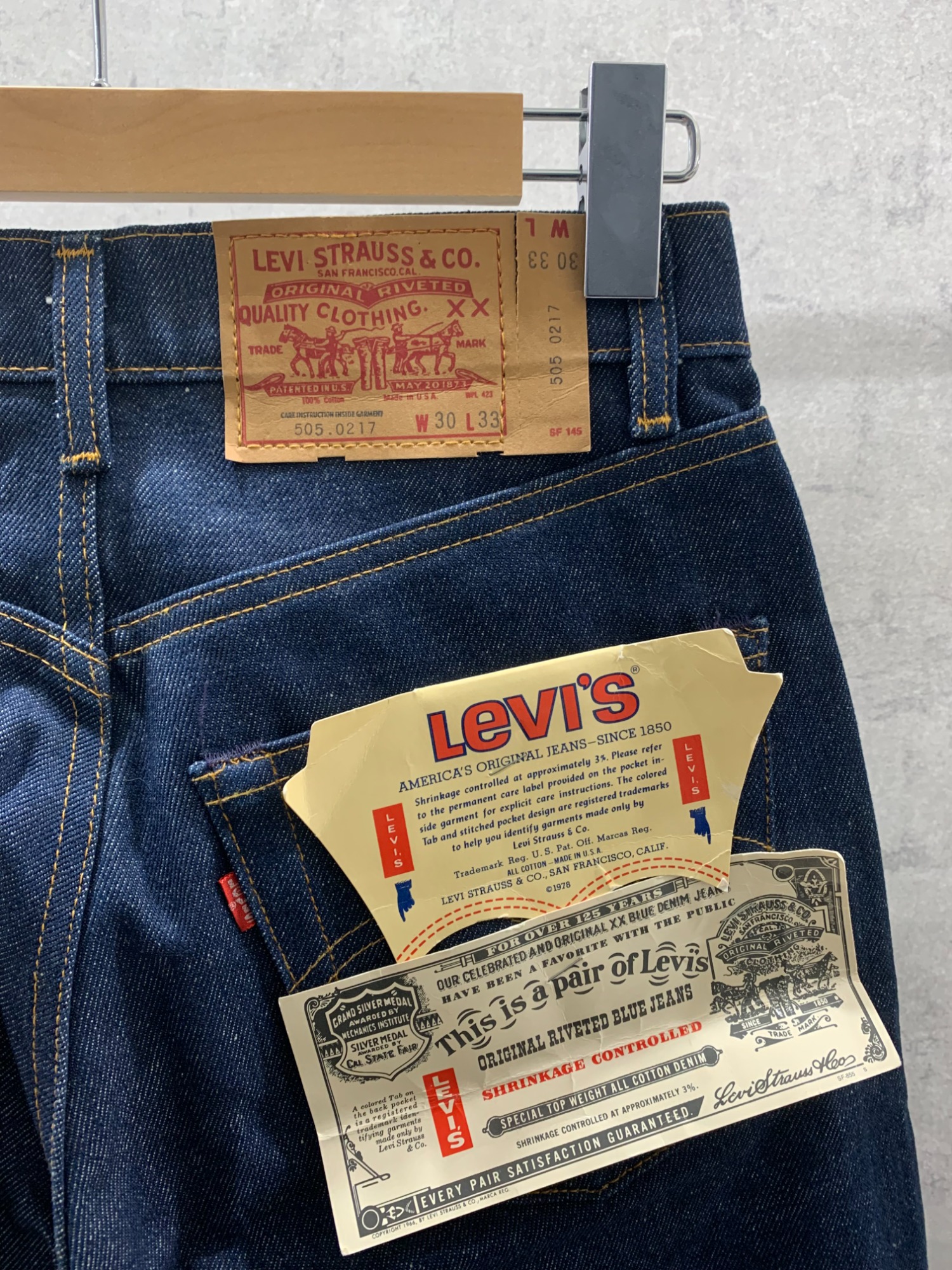 LEVI'S／リーバイス】より80s 505デニムパンツ デットストックが入荷
