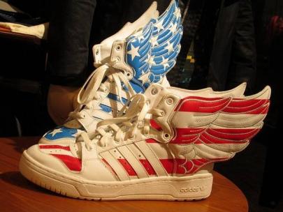 「adidasのJEREMY SCOTT 」