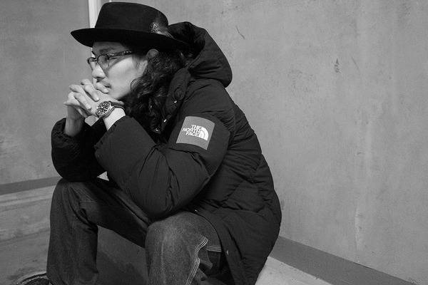 新品未使用　ダウン９０％　セミダブル THE NORTH FACE 「THE FACE」 ダウンジャケット XX-SMALL ブラック