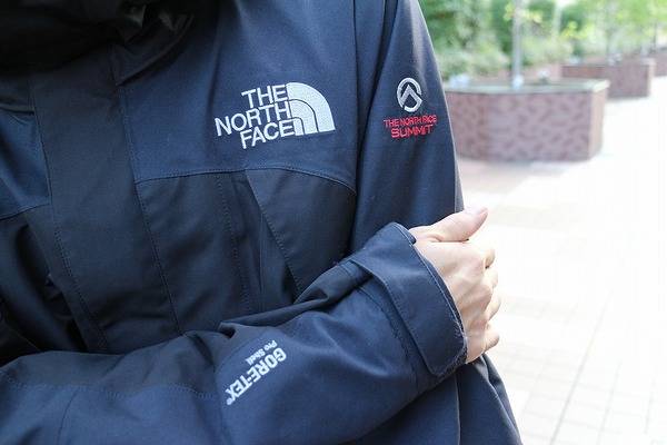 THE NORTH FACE GORE-TEX サミットシリーズマウンテンパーカー