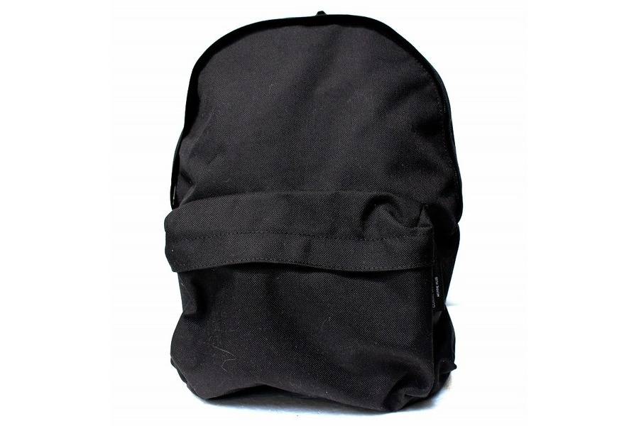 COMME des GARCONSの名作リュックや王道ドット柄小物など大量入荷中