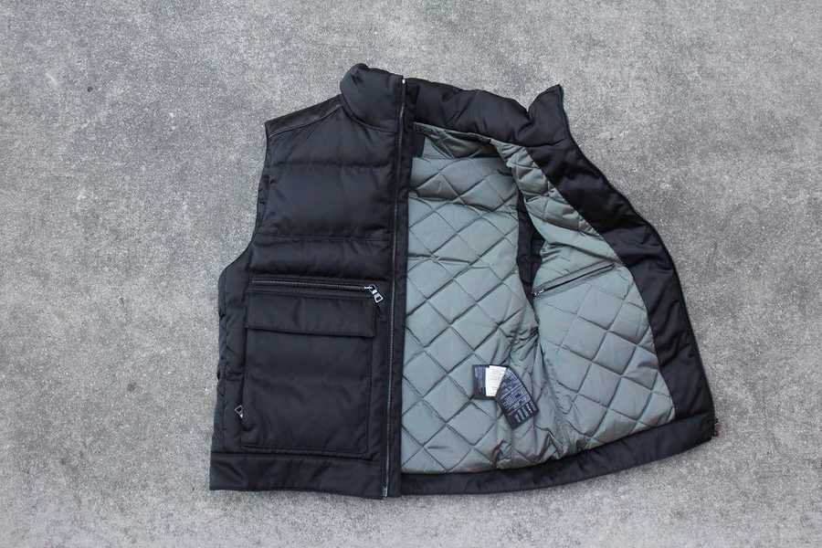 一生モノ＊】PRADA(プラダ)より・レザー切替ダウンベスト[2019.11.20