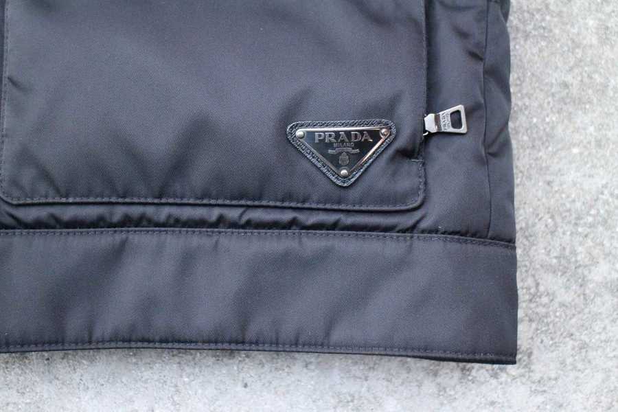 一生モノ＊】PRADA(プラダ)より・レザー切替ダウンベスト[2019.11.20