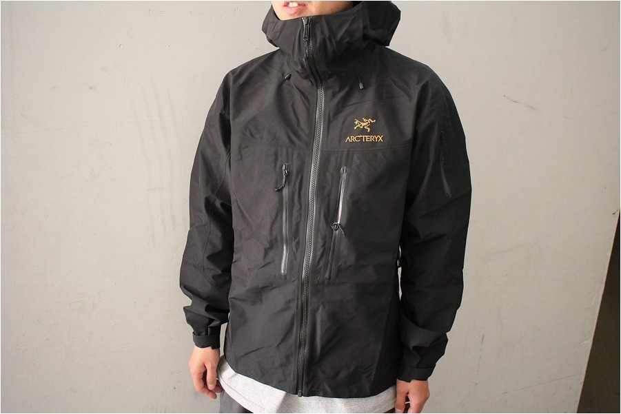 ARC'TERYX/アークテリクス】新品・未使用品Alpha SV Jacket入荷いたし ...