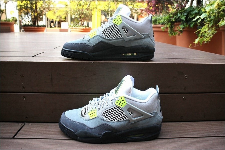 NIKE/ナイキ】AIR JORDAN 4 95 NEONオンライン掲載いたしました