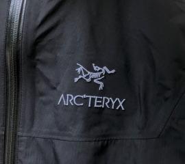 「アウトドアブランドのARCTERYX 」