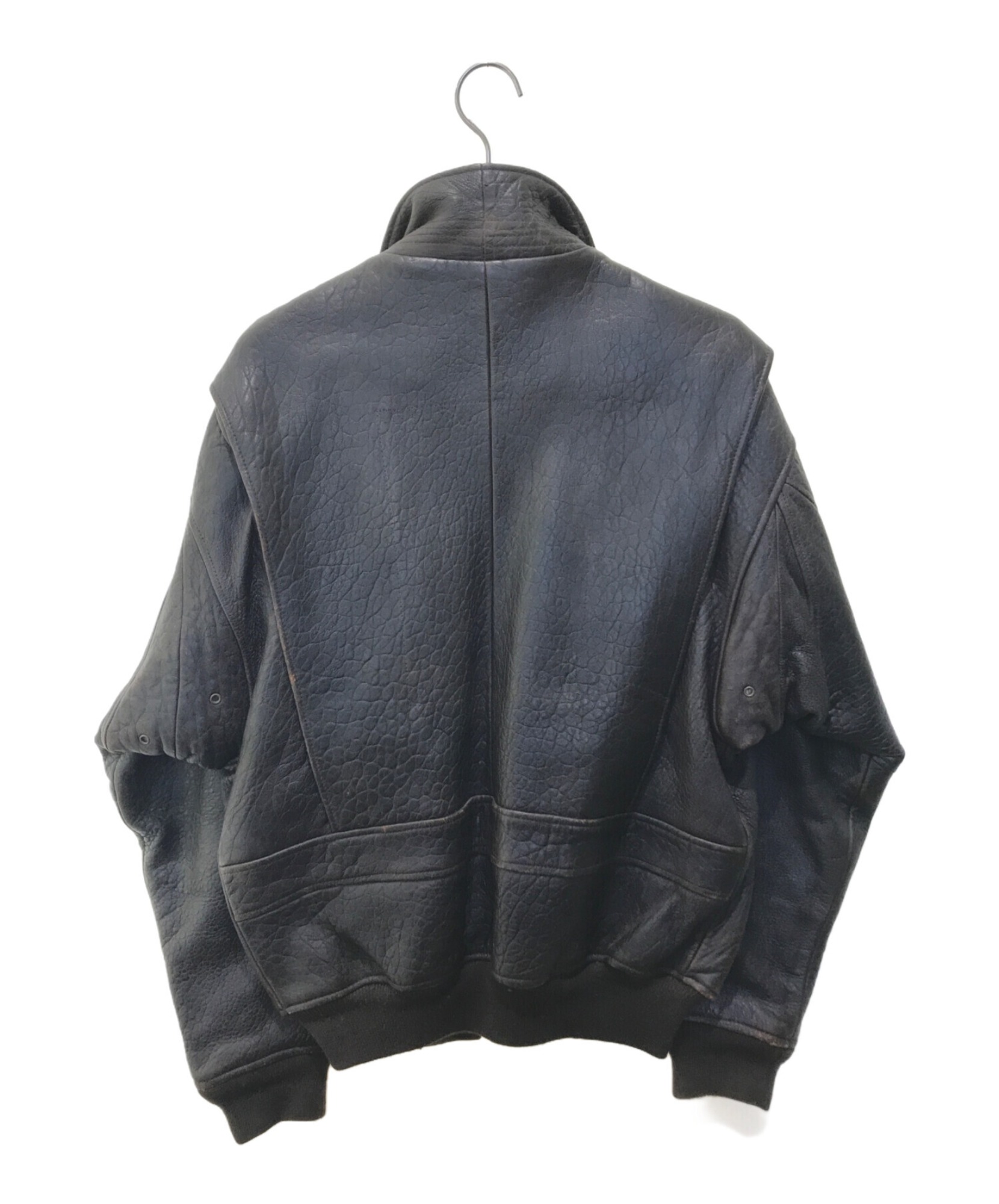 AVIREX（アヴィレックス）】男の定番！ムートン襟が象徴的なG-1レザー