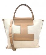 CELINE より ミディアム トレッキング メッセンジャー が入荷しました