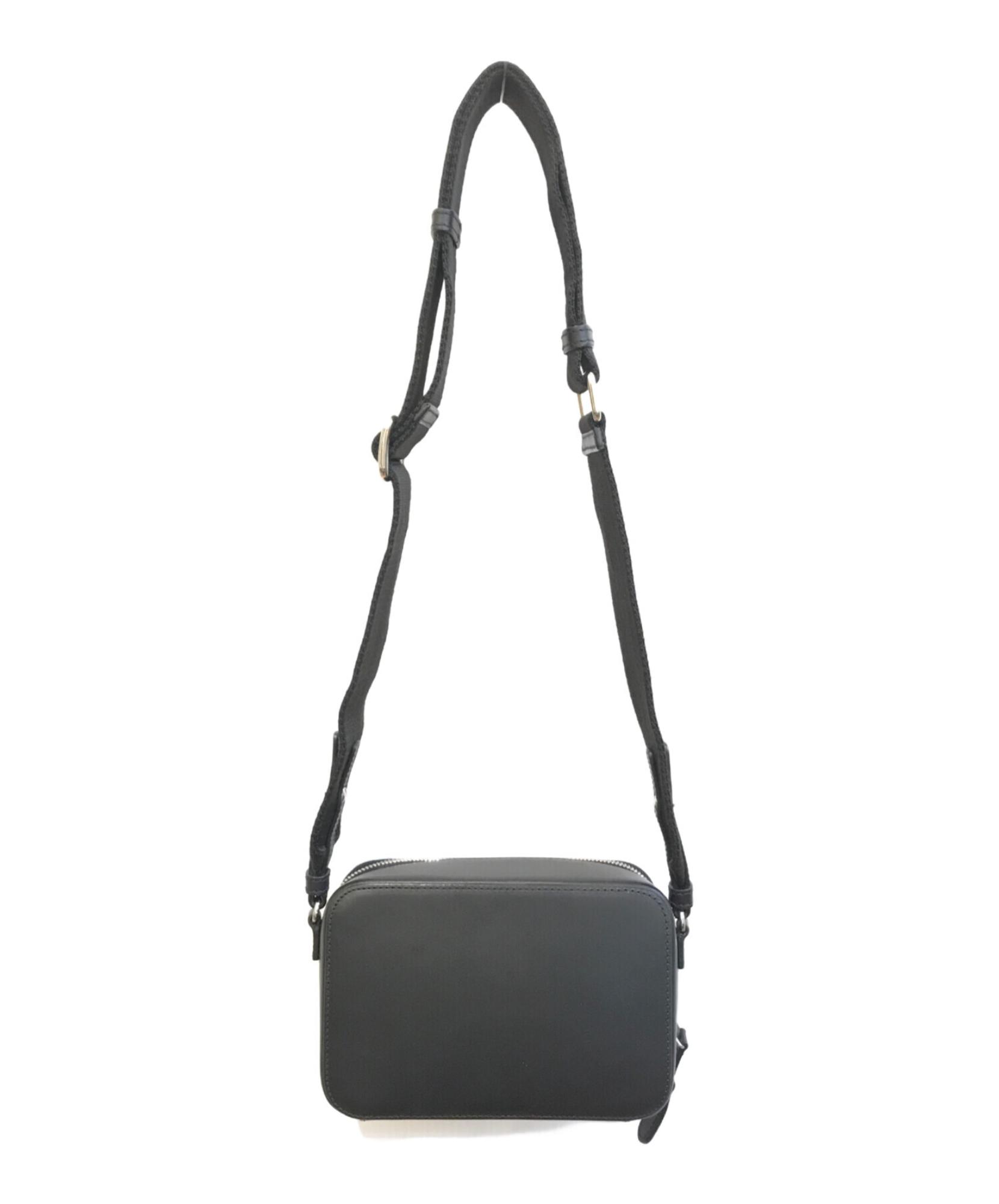 A.P.C. / アーペーセー】CAMERA BAG SOHO | 日常に寄り添う