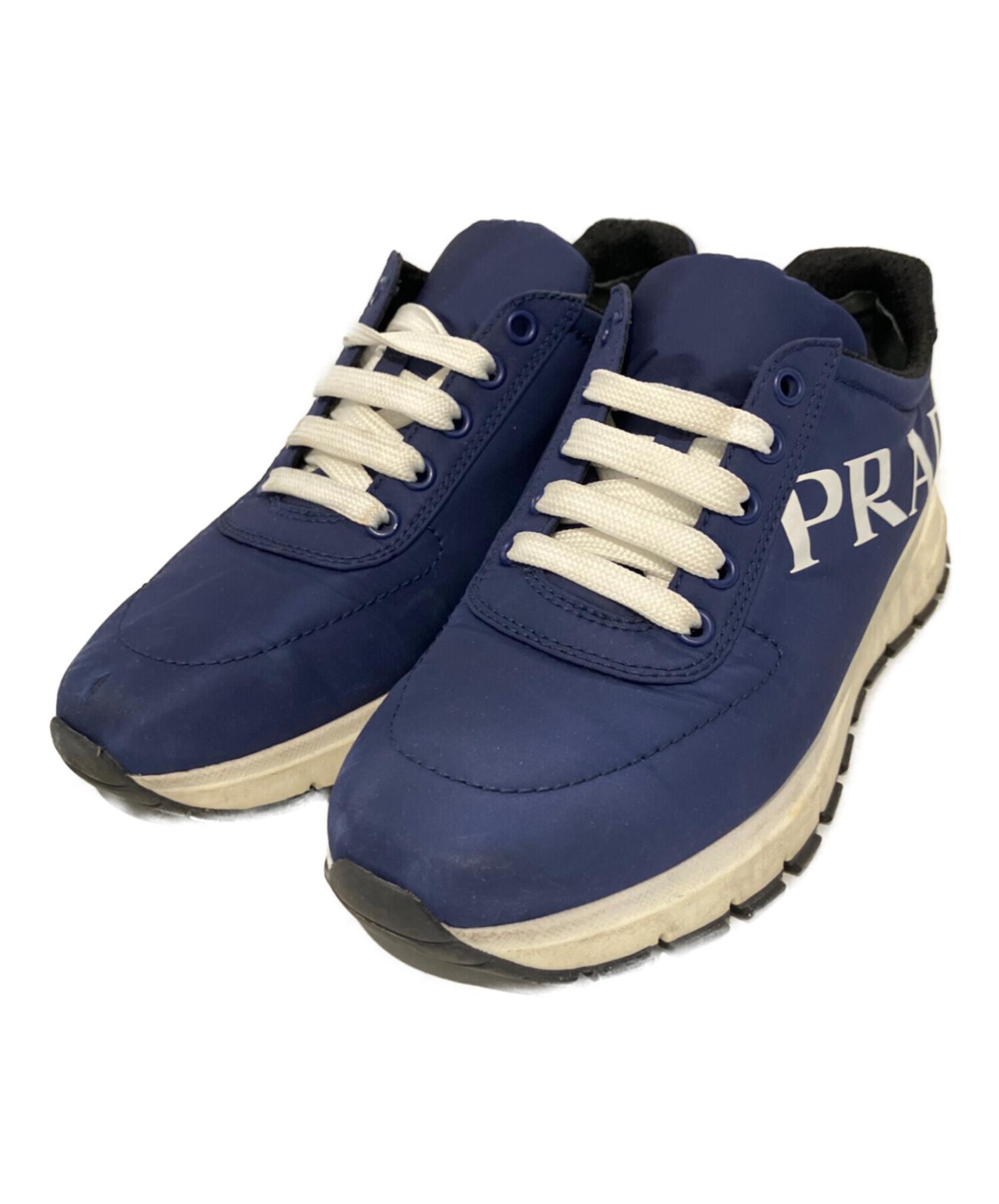 PRADA / プラダ】洗練されたネイビーのスニーカー1E552Lが入荷！足元 