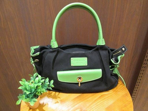 ケイトスペードの尼崎