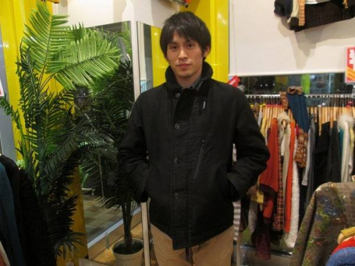 ブルーブルーの古着