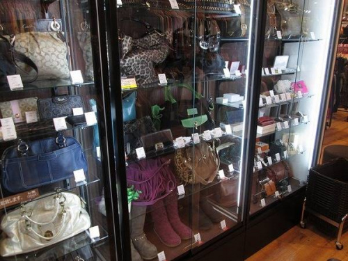 ケイトスペードのUGG