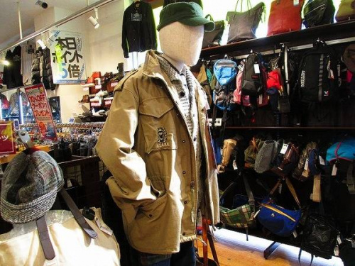 トレジャーファクトリーのSCHOTT