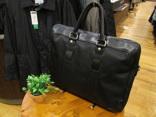 トレジャーファクトリーのリサイクルショップ