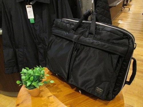 リサイクルショップの古着