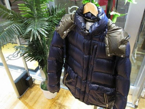 トレジャーファクトリーのリサイクルショップ