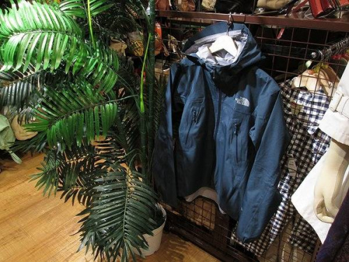 ノースフェイスの関西