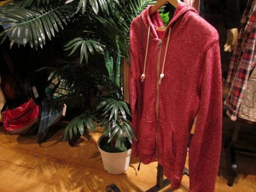 リサイクルショップの古着