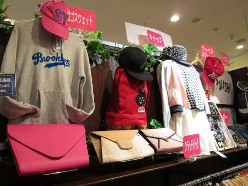 アウトドアのデイパック