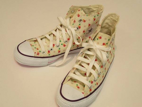 チャックテーラーの関西