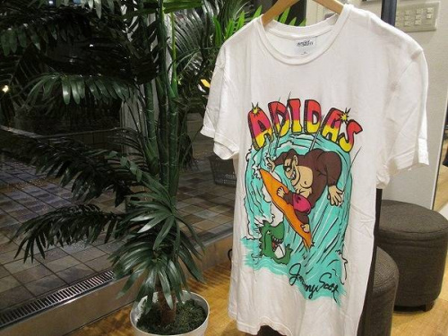 リサイクルショップの古着